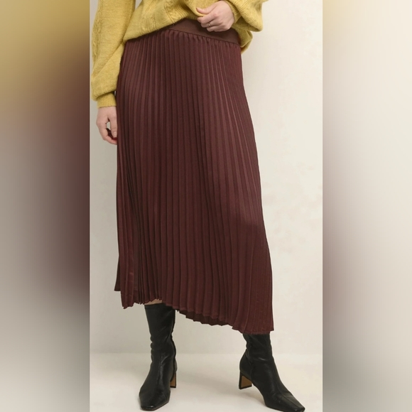 Midi Brown Pleated Skirt - Picture 5 of 10